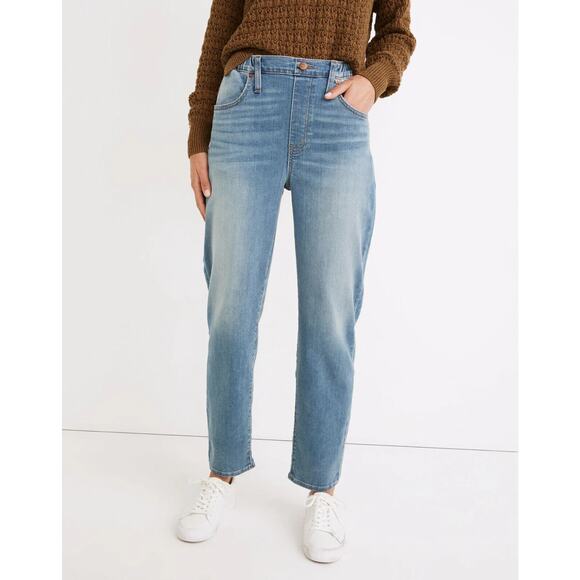 Madewell Denim - Madewell Pull on Jeans in Keafe Wash Relaxed Fit High Rise Blue Denim NA951 26
